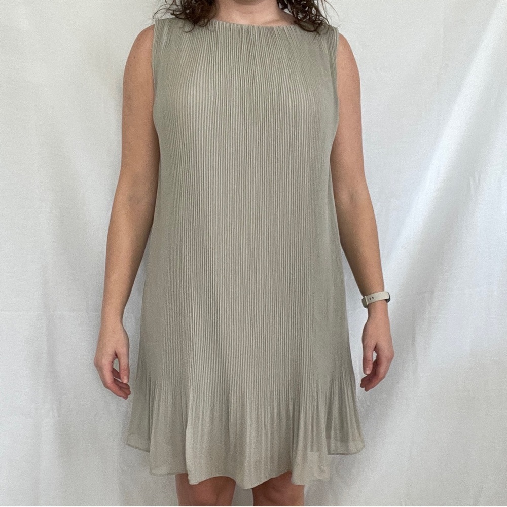 H&M - Light Grey - Pleated Dress - large